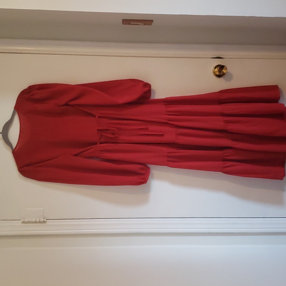 Flowy A Loves A dress - Picture 2 of 2